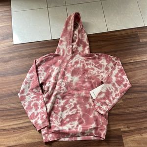 Lululemon hoodie new with tag